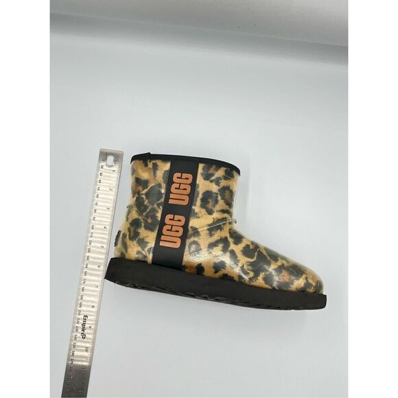 UGG Classic Clear Mini Panther Boot Bootie Waterproof Animal Print Size US 6 EUC - Picture 10 of 12